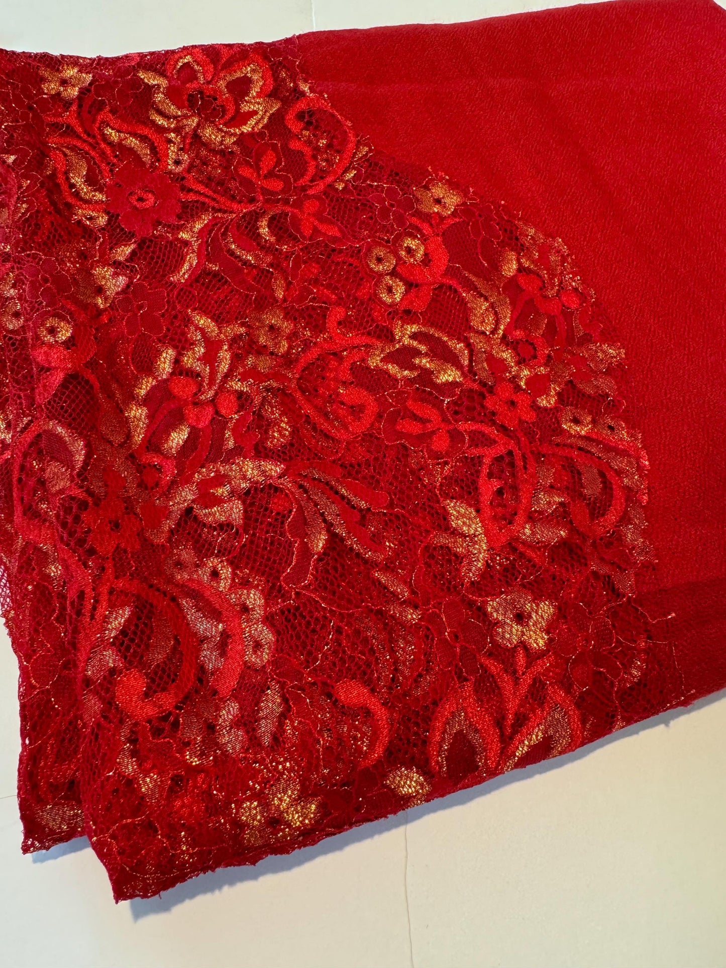 Pashmina Shawl With Chantilly Lace