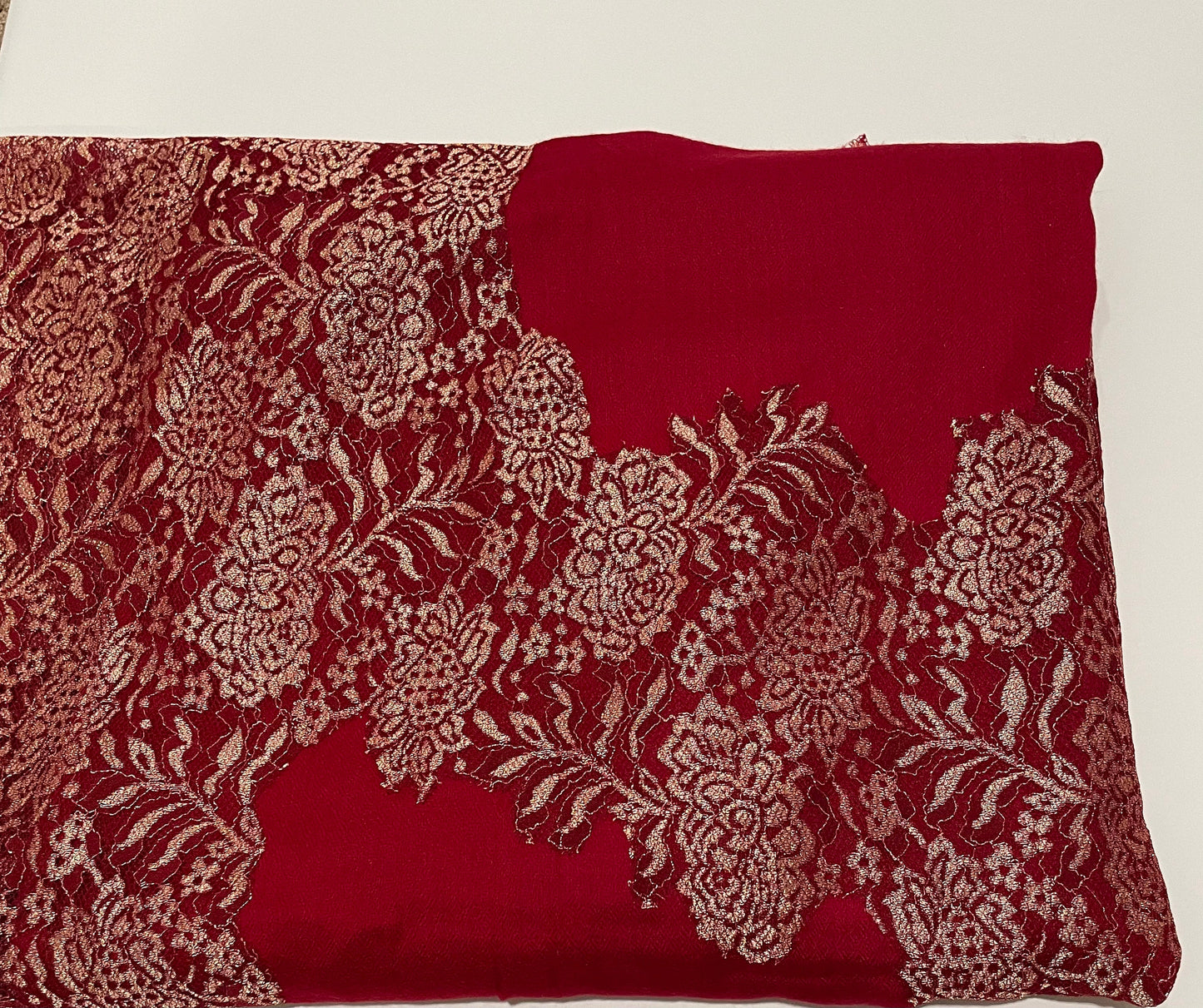 Pashmina Shawl With Chantilly Lace